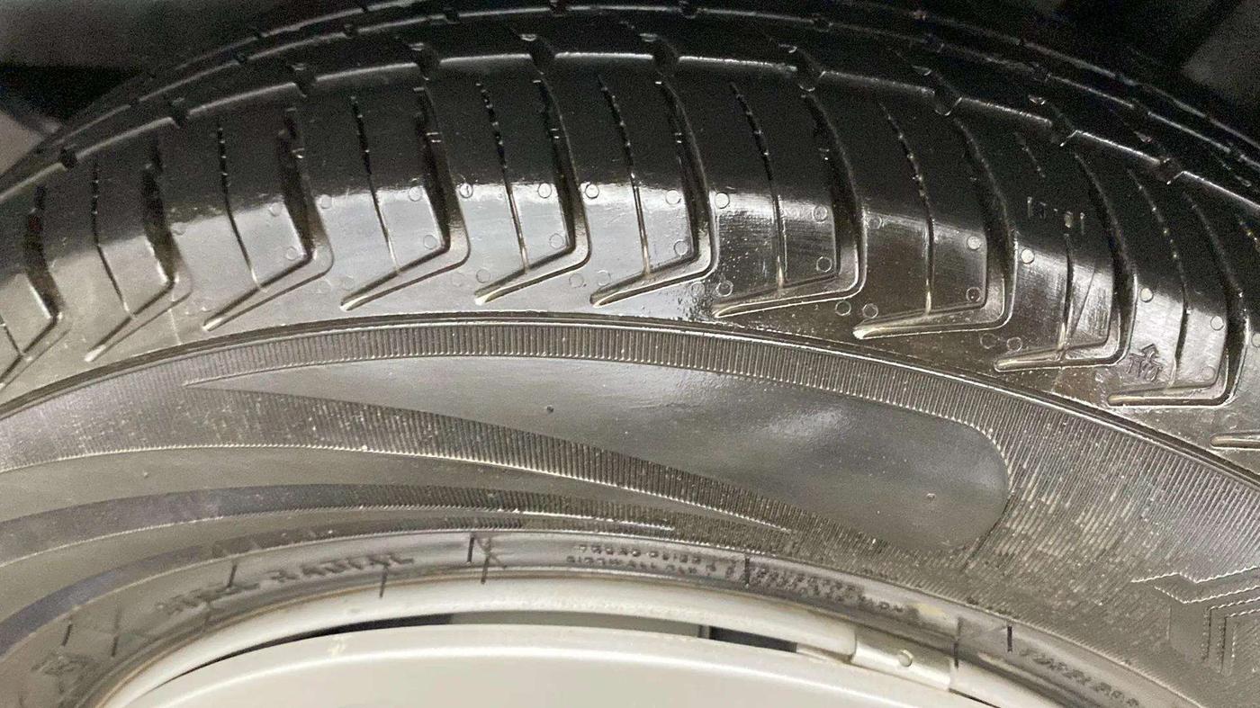 2024 Tata Tiago XE PETROL, Petrol, Manual, 13,036 km, Right Rear Tyre Tread