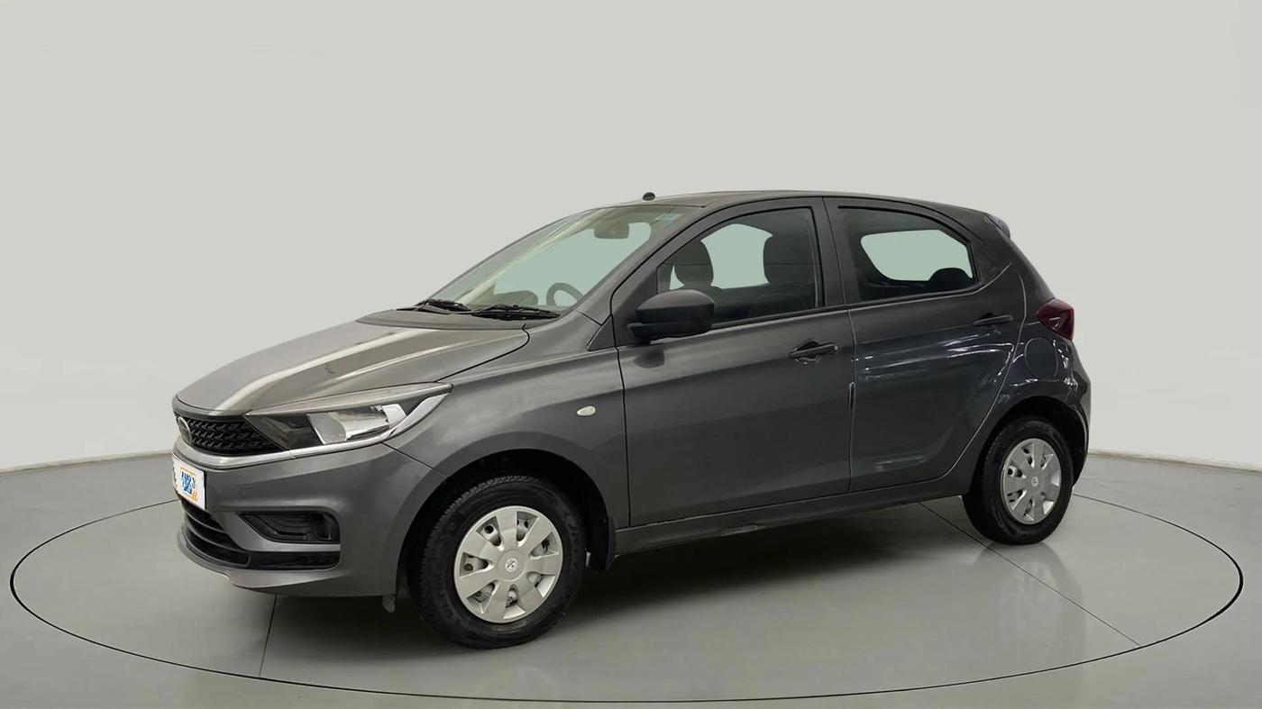 2024 Tata Tiago XE PETROL, Petrol, Manual, 13,036 km, Left Front Diagonal