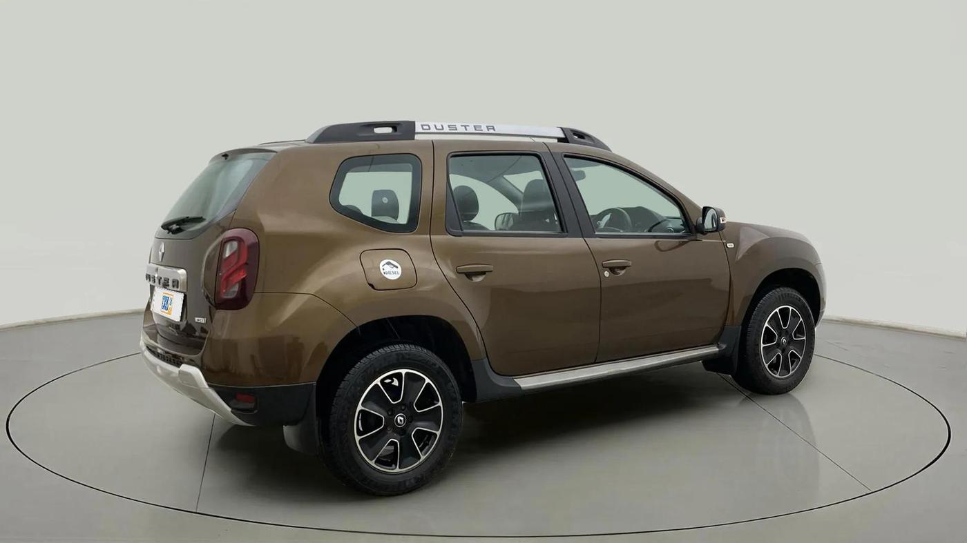 2018 Renault Duster 110 PS RXZ DIESEL, Diesel, Manual, 68,889 km, Right Back Diagonal