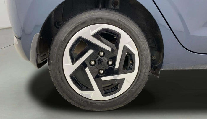 2023 Hyundai GRAND I10 NIOS SPORTZ 1.2 KAPPA VTVT CNG, CNG, Manual, 27,694 km, Right Rear Wheel