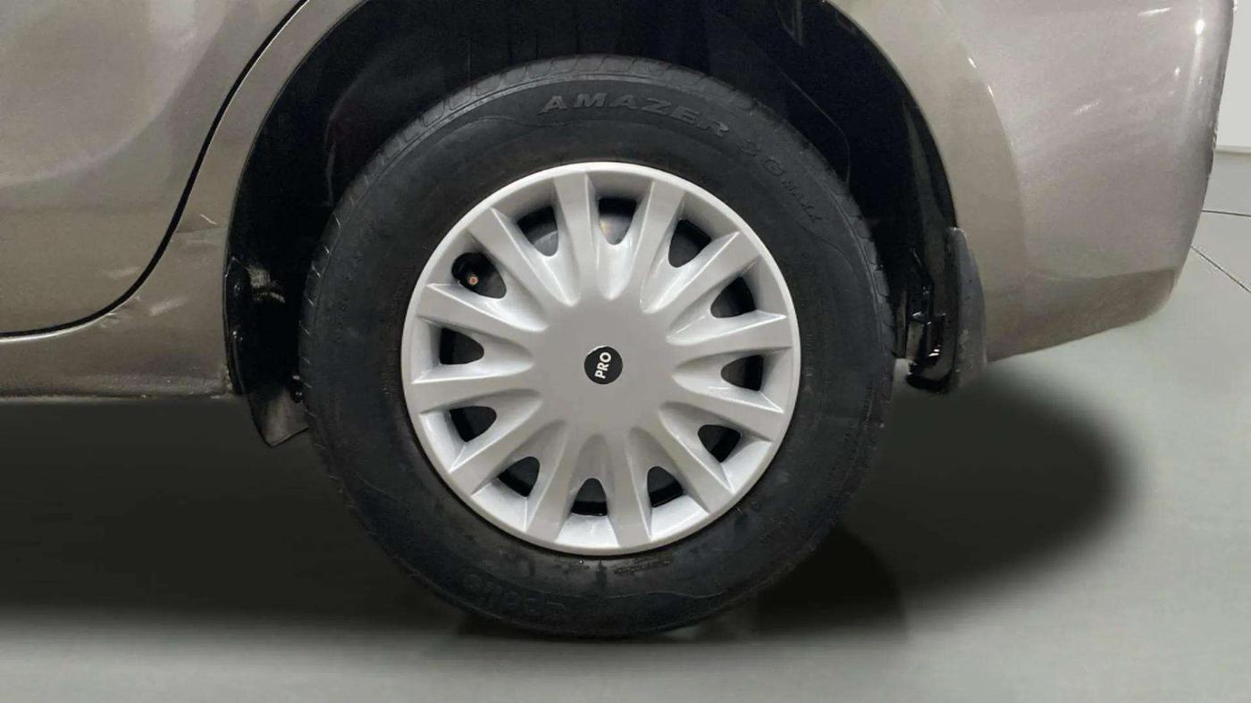 2018 Maruti Dzire VXI, Petrol, Manual, 74,353 km, Left Rear Wheel