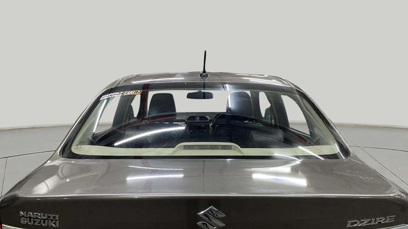 2018 Maruti Dzire VXI, Petrol, Manual, 74,353 km, Rear Windshield