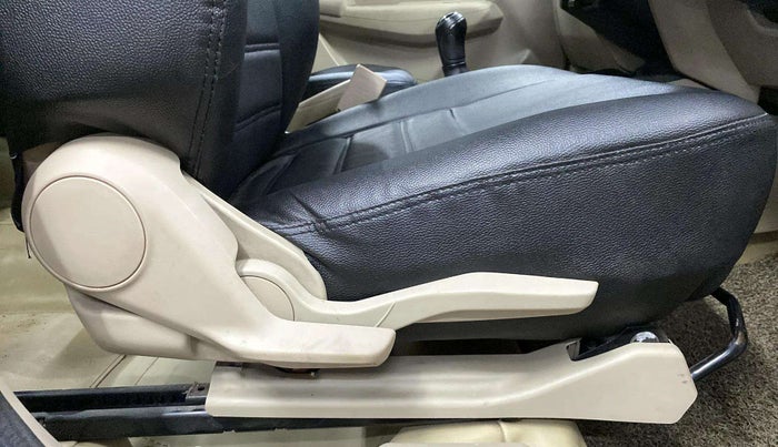 2018 Maruti Dzire VXI, Petrol, Manual, 74,353 km, Driver Side Adjustment Panel