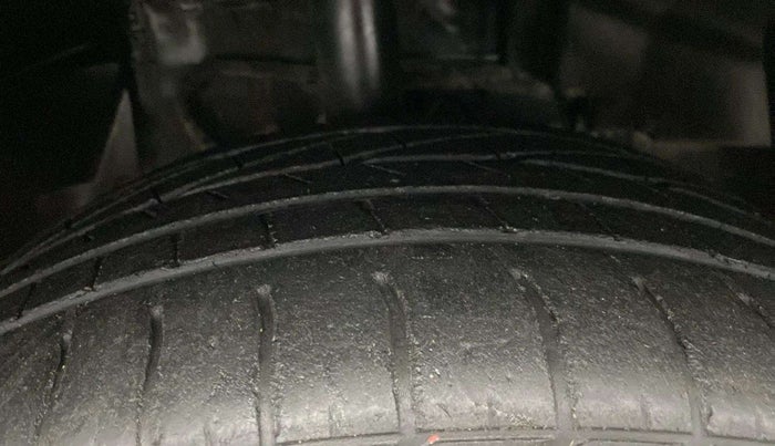 2018 Tata NEXON XZ PLUS DIESEL, Diesel, Manual, 74,471 km, Right Front Tyre Tread