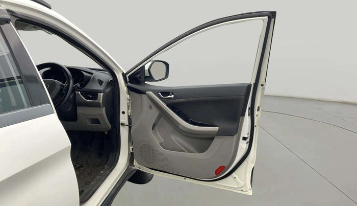 2018 Tata NEXON XZ PLUS DIESEL, Diesel, Manual, 74,471 km, RHS Front Door