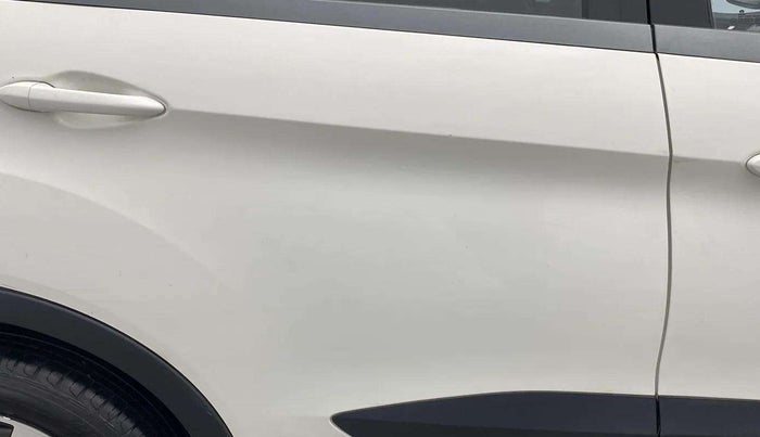 2018 Tata NEXON XZ PLUS DIESEL, Diesel, Manual, 74,471 km, Right rear door - Slightly dented