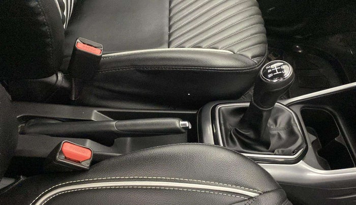 2022 Maruti IGNIS DELTA 1.2, Petrol, Manual, 7,343 km, Gear Lever
