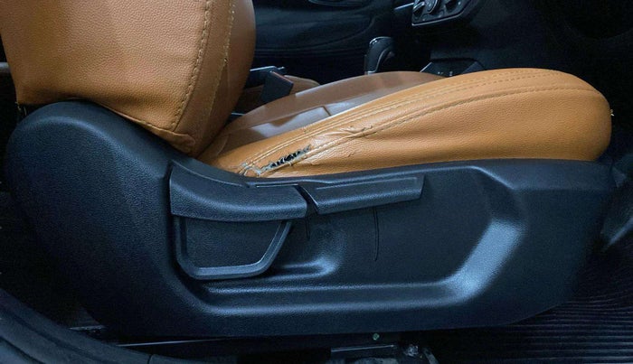 2021 Hyundai NEW I20 SPORTZ 1.2 AT, Petrol, Automatic, 29,056 km, Driver Side Adjustment Panel