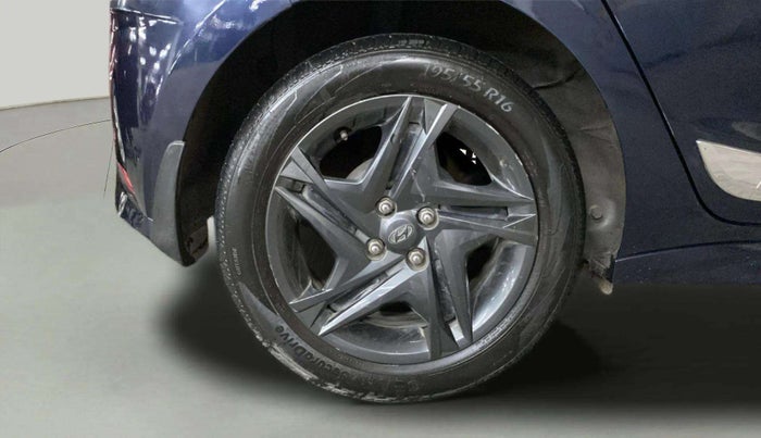 2021 Hyundai NEW I20 SPORTZ 1.2 AT, Petrol, Automatic, 29,056 km, Right Rear Wheel