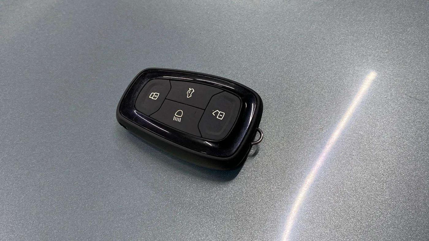 2021 Tata PUNCH CREATIVE  1.2 RTN DUAL TONE, Petrol, Manual, 18,913 km, Key Close Up