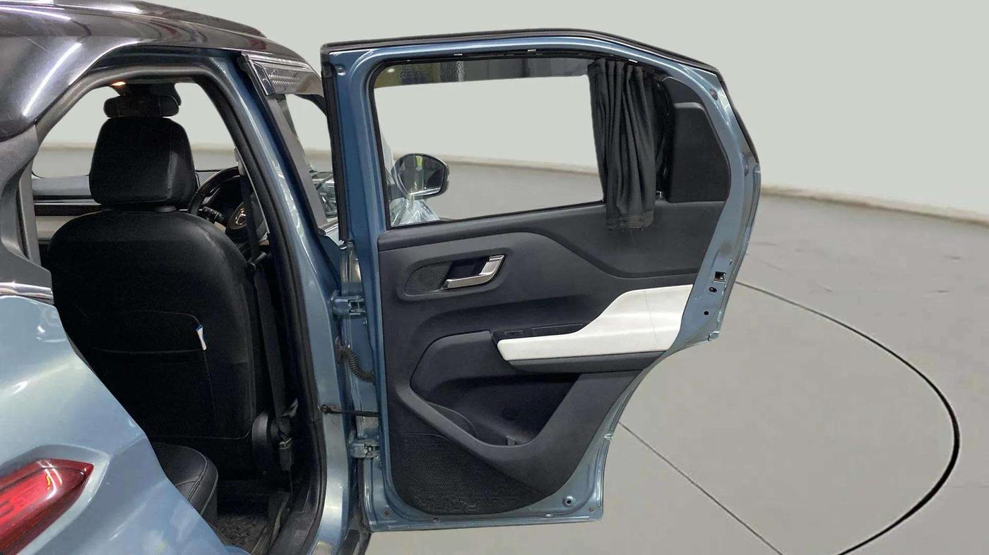2021 Tata PUNCH CREATIVE  1.2 RTN DUAL TONE, Petrol, Manual, 18,913 km, RHS Rear Door