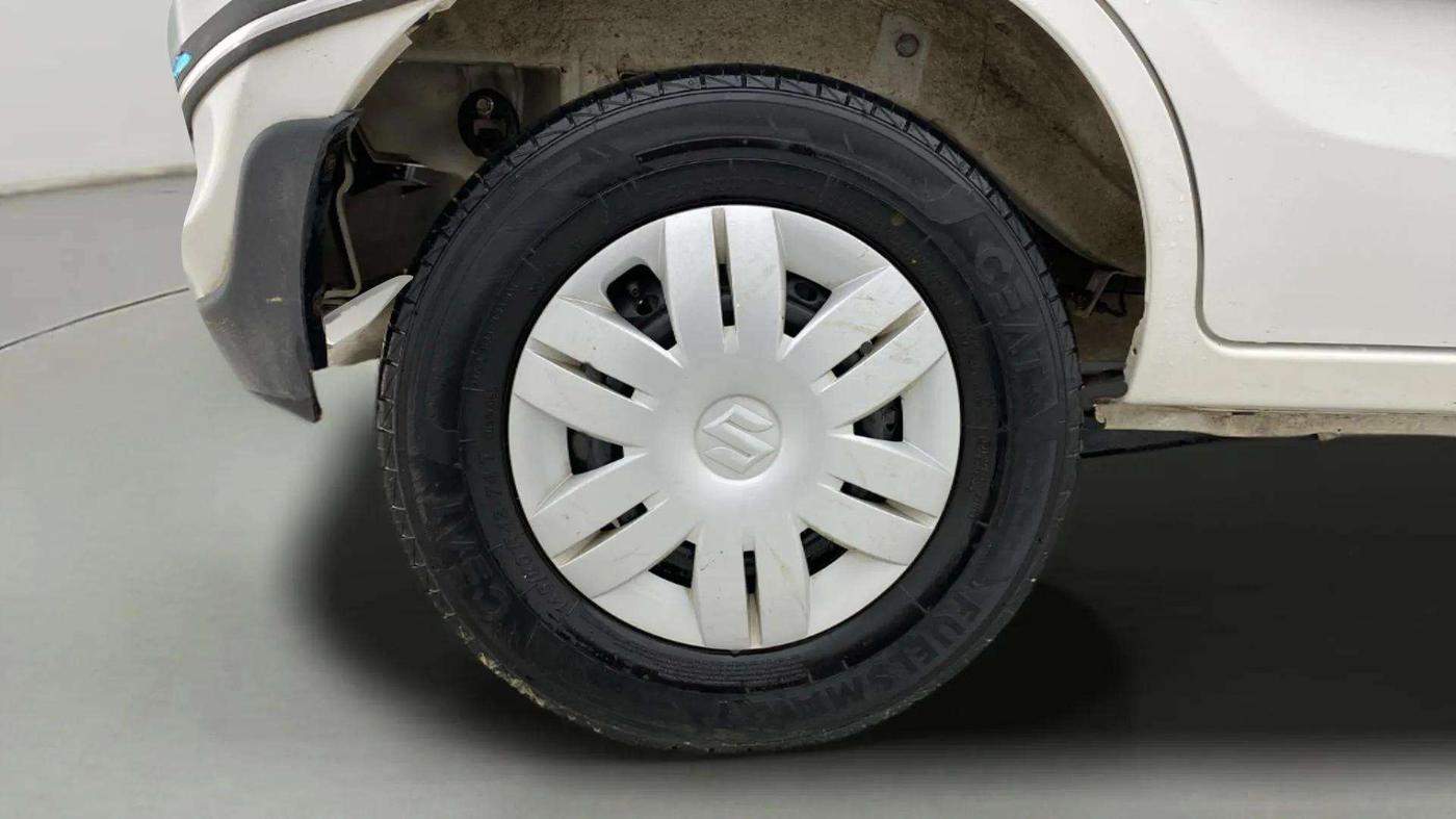 2022 Maruti Alto LXI O, Petrol, Manual, 19,552 km, Right Rear Wheel