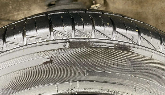 2022 Maruti Alto LXI O, Petrol, Manual, 19,521 km, Left Front Tyre Tread