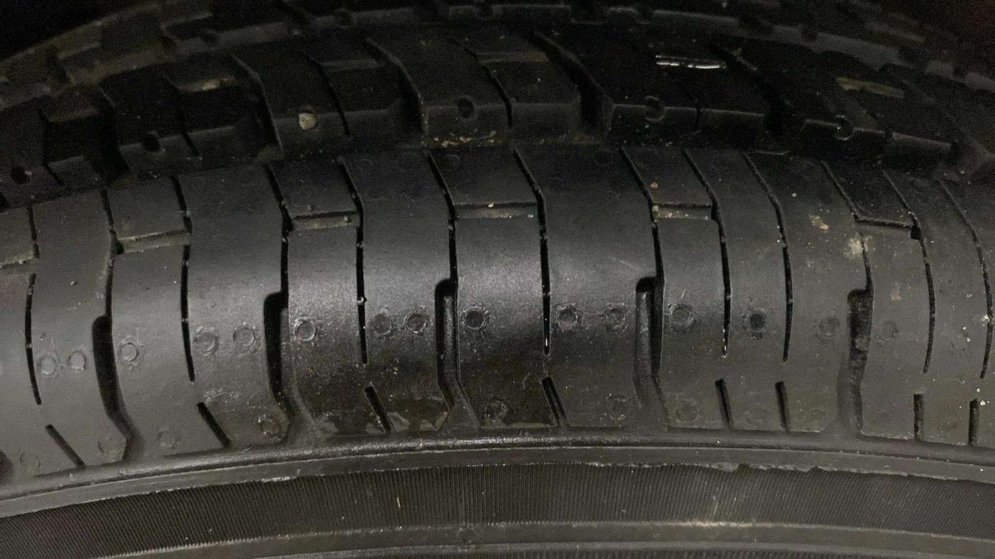 2018 Maruti Wagon R 1.0 LXI CNG, CNG, Manual, 22,833 km, Right Rear Tyre Tread