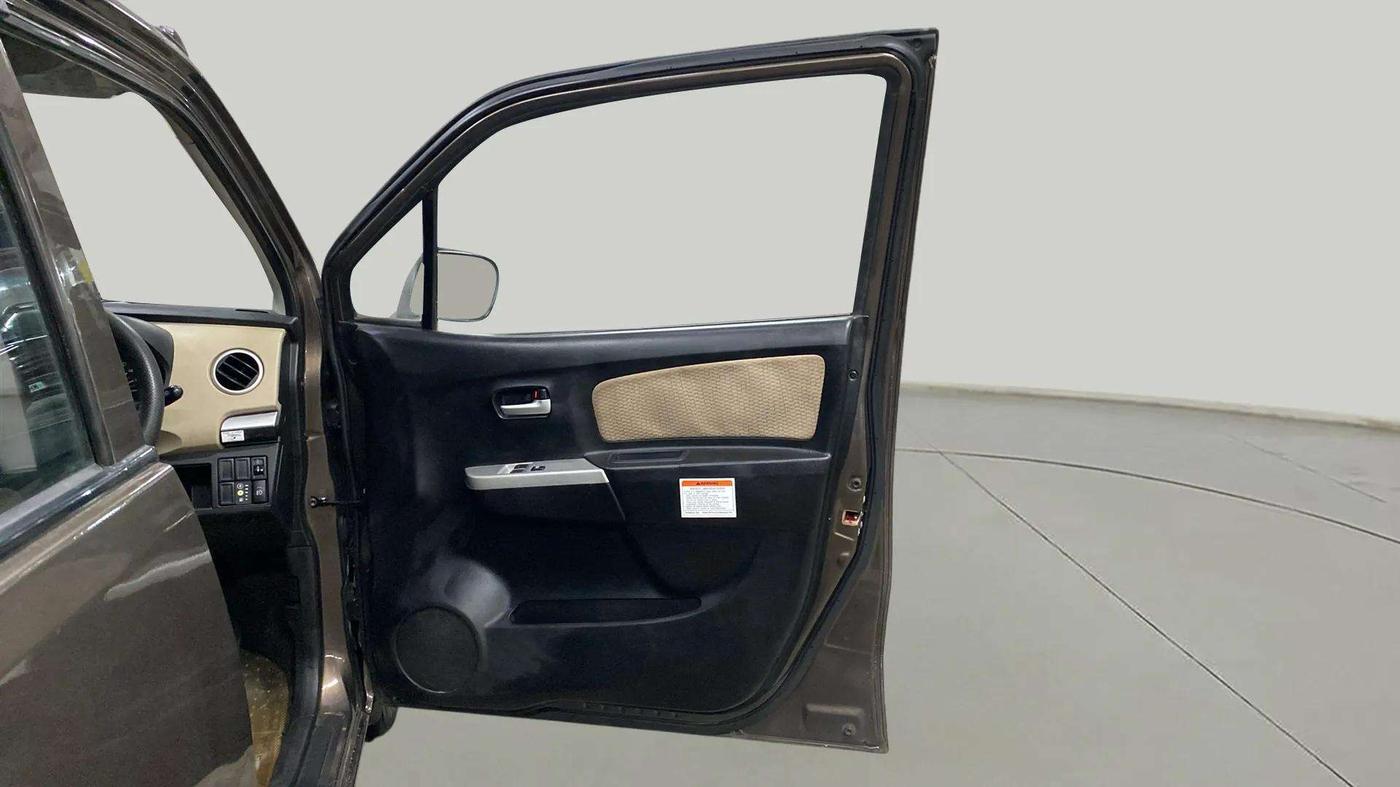 2018 Maruti Wagon R 1.0 LXI CNG, CNG, Manual, 22,833 km, RHS Front Door
