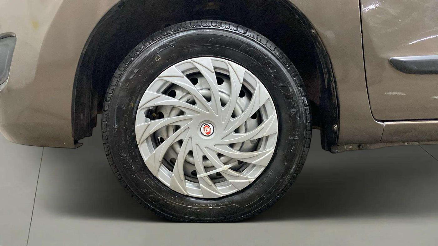 2018 Maruti Wagon R 1.0 LXI CNG, CNG, Manual, 22,833 km, Left Front Wheel