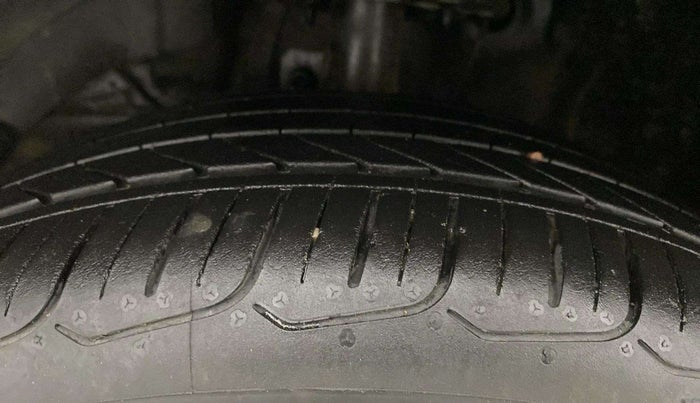 2018 Maruti Baleno ALPHA PETROL 1.2, Petrol, Manual, 41,748 km, Left Front Tyre Tread