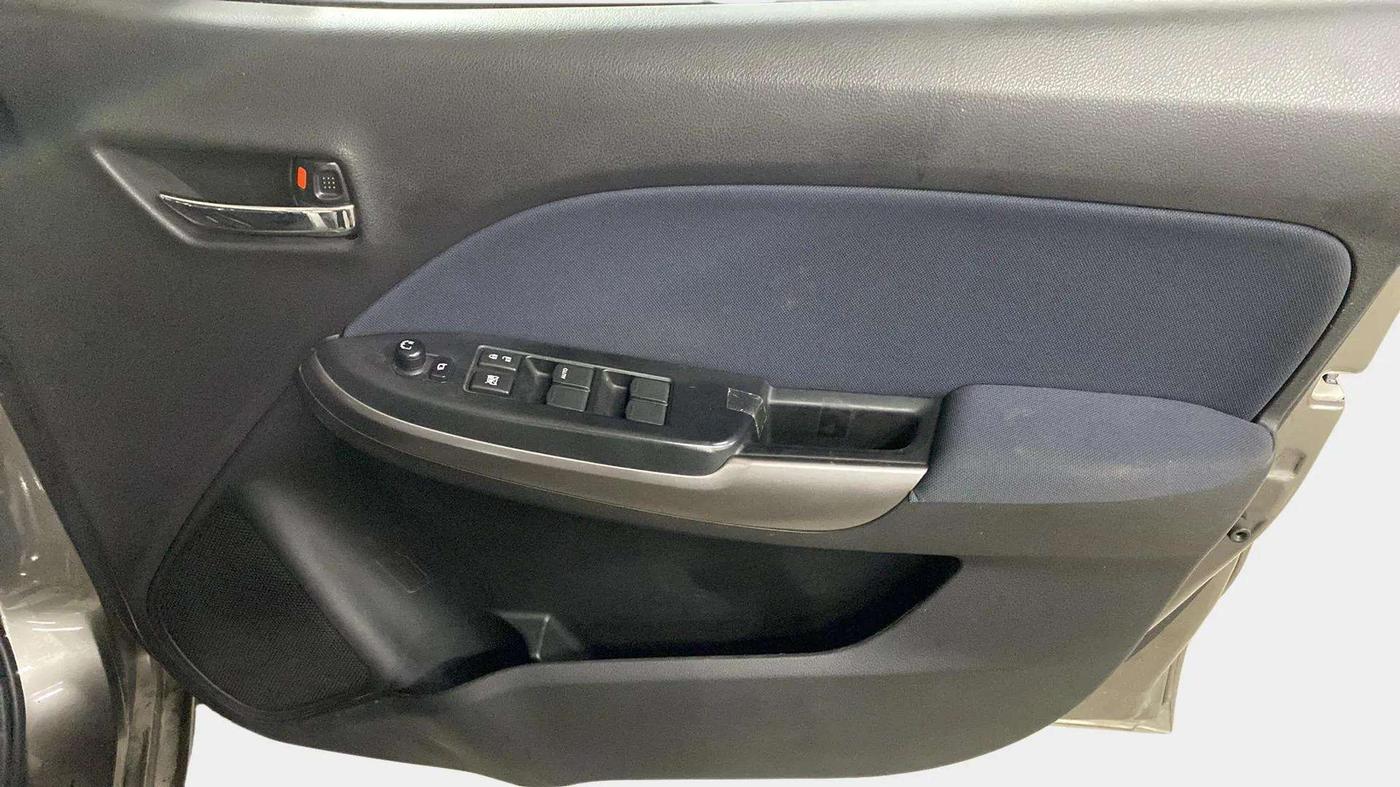 2022 Maruti Baleno DELTA PETROL 1.2, Petrol, Manual, 14,382 km, Driver Side Door Panels Control