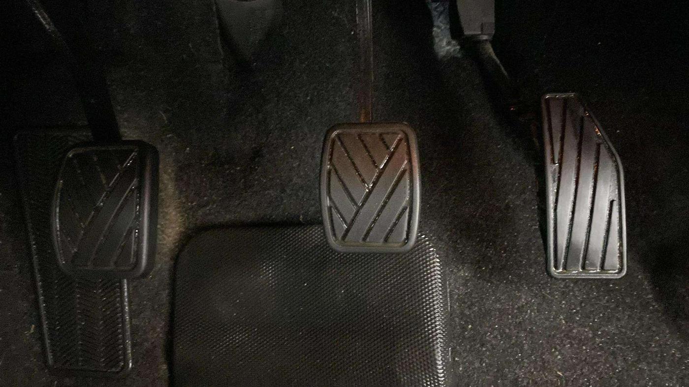 2022 Maruti Baleno ALPHA PETROL 1.2, Petrol, Manual, 15,411 km, Pedals