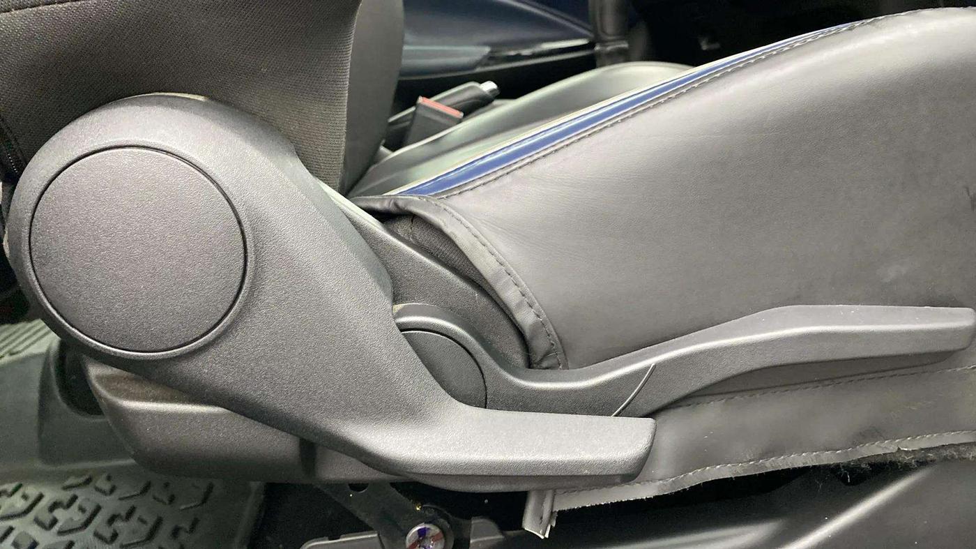 2022 Maruti Baleno ALPHA PETROL 1.2, Petrol, Manual, 15,411 km, Driver Side Adjustment Panel