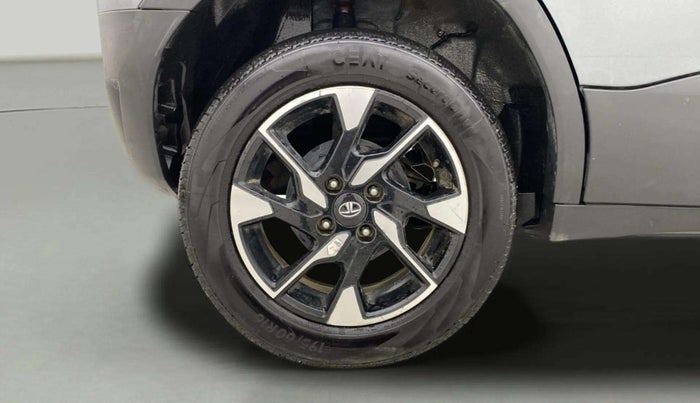2023 Tata PUNCH ACCOMPLISHED DAZZLE SUNROOF CNG MT, CNG, Manual, 56,716 km, Right Rear Wheel