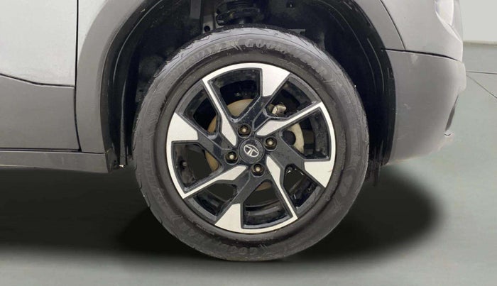 2023 Tata PUNCH ACCOMPLISHED DAZZLE SUNROOF CNG MT, CNG, Manual, 56,716 km, Right Front Wheel