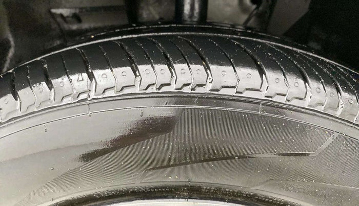 2023 Tata PUNCH ACCOMPLISHED DAZZLE SUNROOF CNG MT, CNG, Manual, 56,716 km, Left Front Tyre Tread