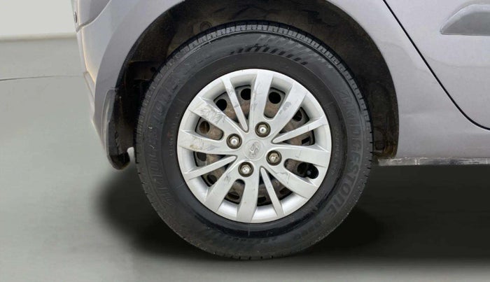 2015 Hyundai i10 SPORTZ 1.1, Petrol, Manual, 62,200 km, Right Rear Wheel