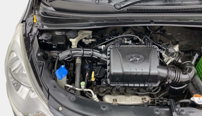 2015 Hyundai i10 SPORTZ 1.1, Petrol, Manual, 62,200 km, Engine View - Right