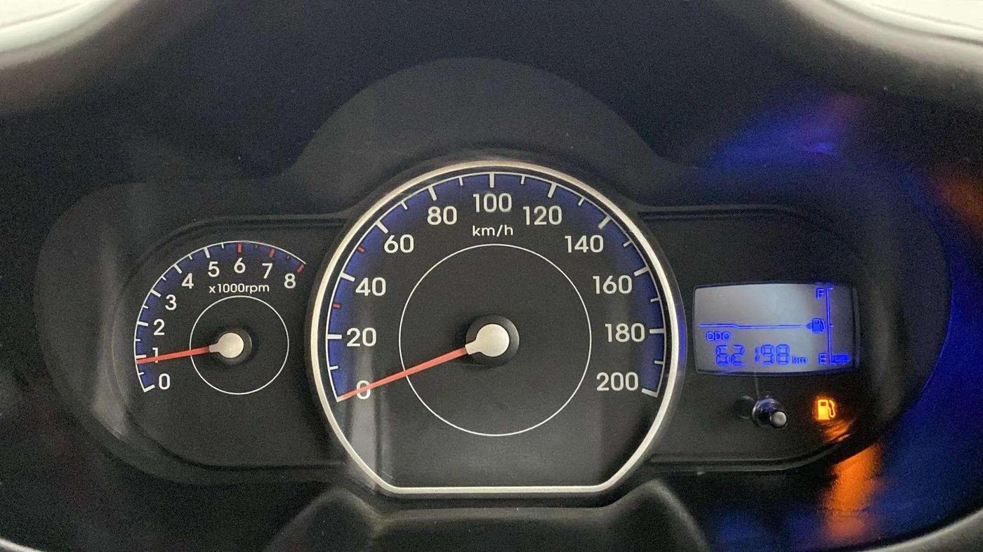 2015 Hyundai i10 SPORTZ 1.1, Petrol, Manual, 62,702 km, Odometer Image