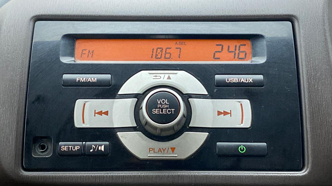 2013 Honda Brio VX AT, Petrol, Automatic, 56,268 km, Infotainment System