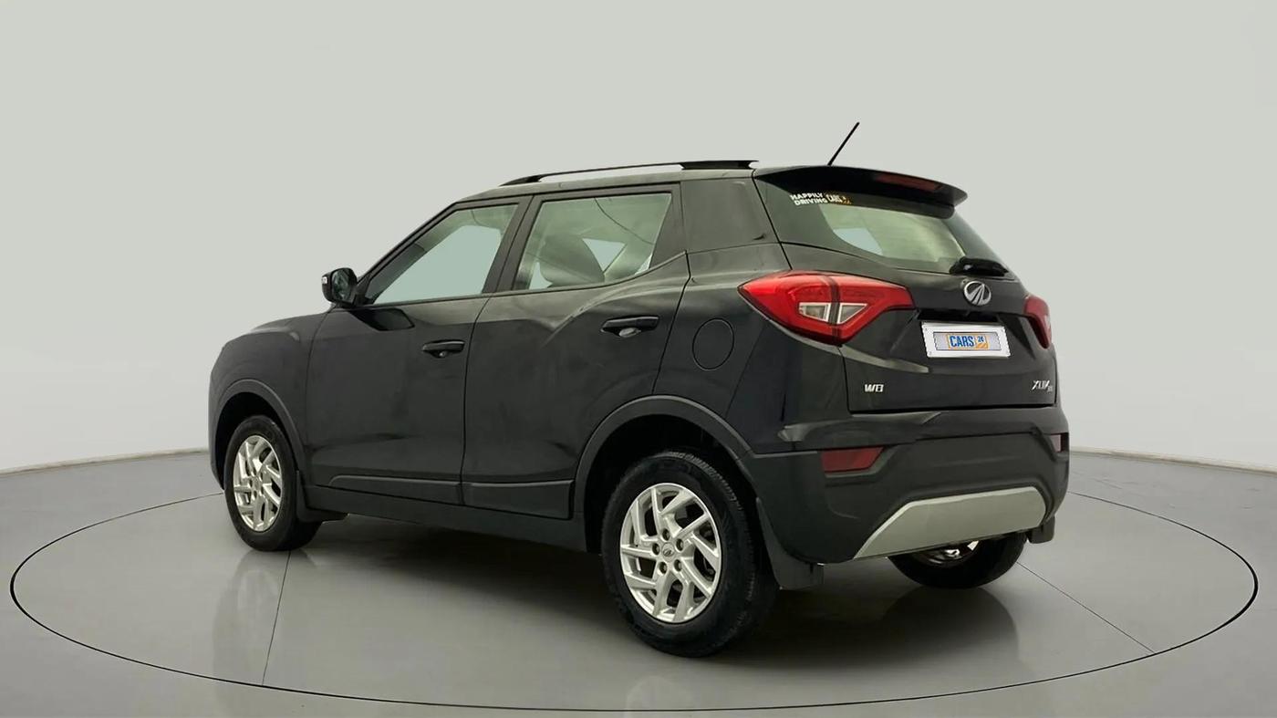 2022 Mahindra XUV300 W8 1.5 DIESEL, Diesel, Manual, 50,878 km, Left Back Diagonal