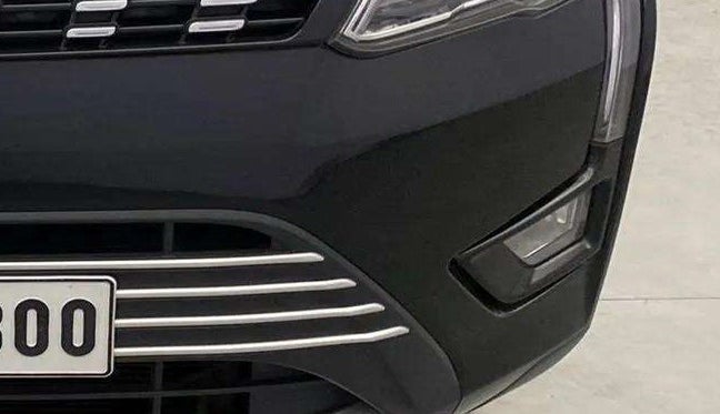 2022 Mahindra XUV300 W8 1.5 DIESEL, Diesel, Manual, 50,755 km, Front bumper - Minor scratches