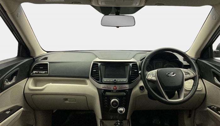 2022 Mahindra XUV300 W8 1.5 DIESEL, Diesel, Manual, 50,755 km, Dashboard