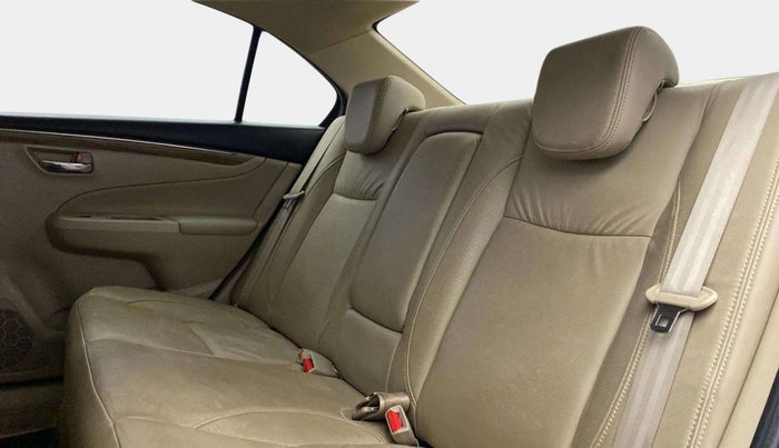 2019 Maruti Ciaz ALPHA 1.5 SHVS PETROL, Petrol, Manual, 39,556 km, Right Side Rear Door Cabin