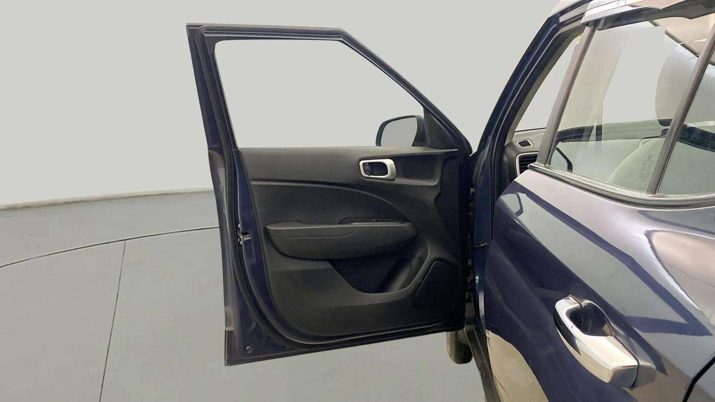 2021 Hyundai VENUE SX 1.5 (O) EXECUTIVE CRDI, Diesel, Manual, 64,521 km, LHS Front Door