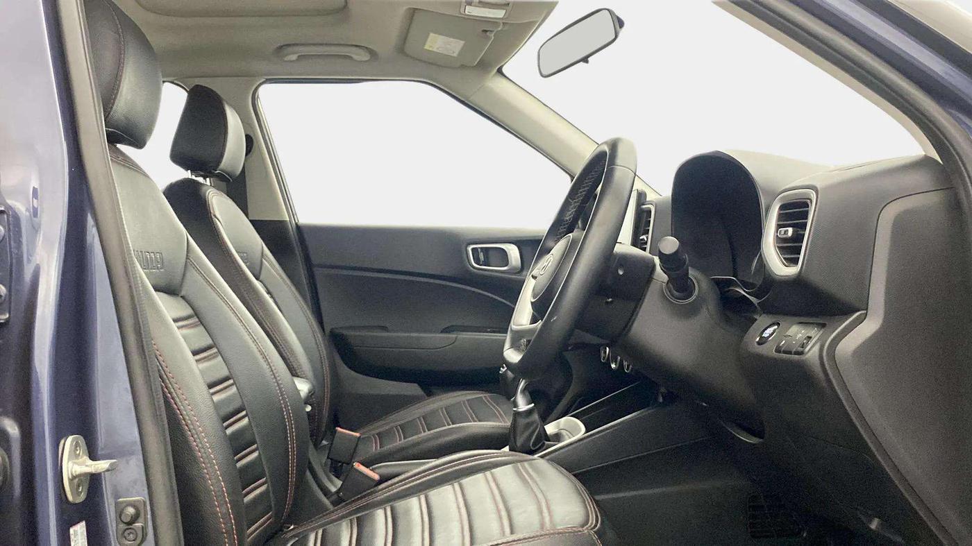 2021 Hyundai VENUE SX 1.5 (O) EXECUTIVE CRDI, Diesel, Manual, 64,521 km, Right Side Front Door Cabin