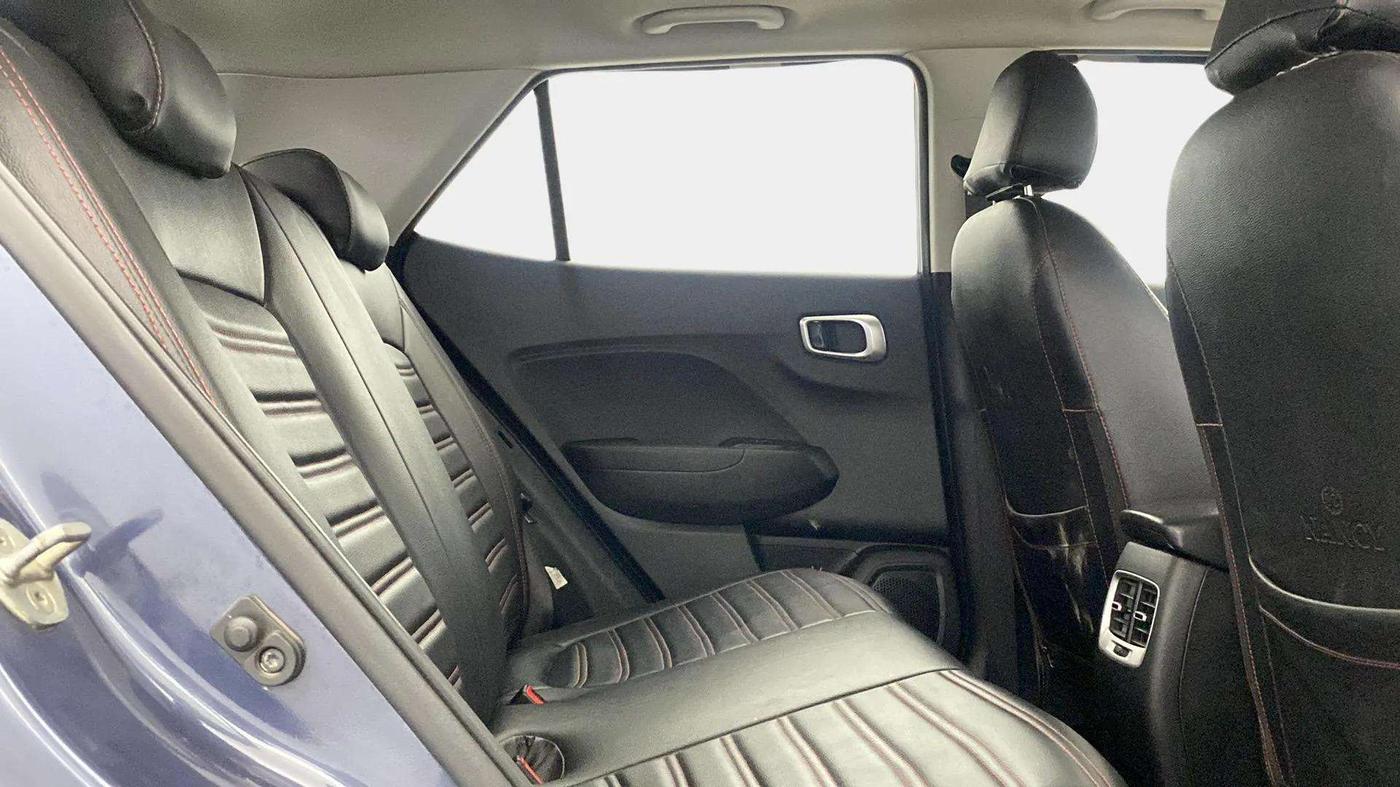 2021 Hyundai VENUE SX 1.5 (O) EXECUTIVE CRDI, Diesel, Manual, 64,521 km, Right Side Rear Door Cabin
