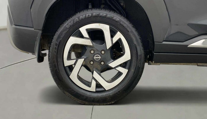 2024 Nissan MAGNITE XV MT, Petrol, Manual, 10,365 km, Right Rear Wheel