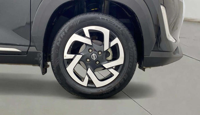 2024 Nissan MAGNITE XV MT, Petrol, Manual, 10,365 km, Right Front Wheel
