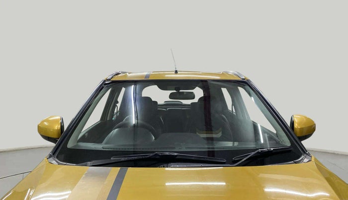 2016 Maruti Vitara Brezza ZDI, Diesel, Manual, 37,676 km, Front Windshield