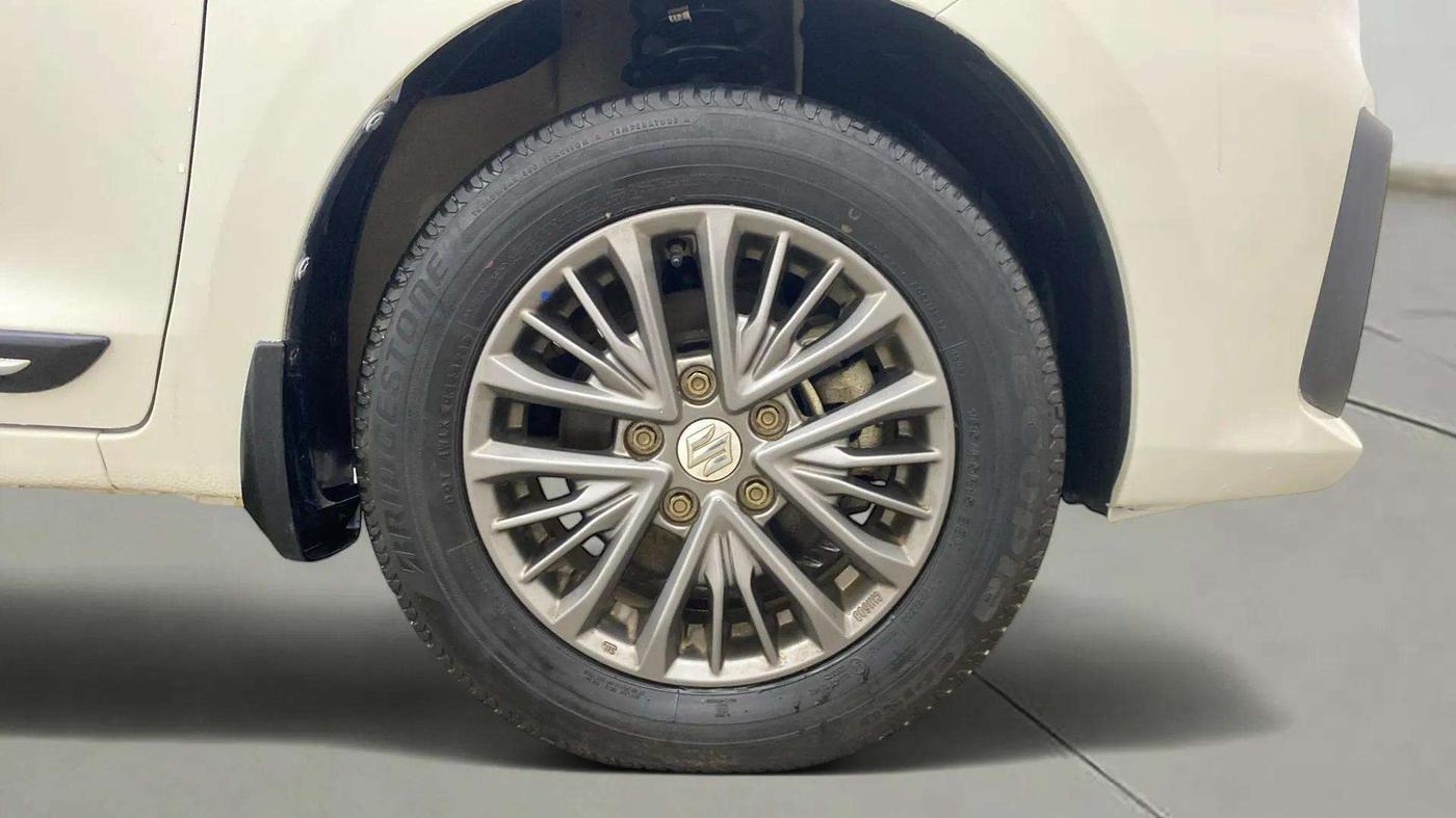 2022 Maruti Ertiga VXI SHVS, Petrol, Manual, 55,426 km, Right Front Wheel