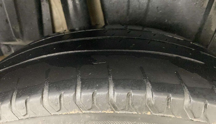 2022 Maruti Ertiga VXI SHVS, Petrol, Manual, 55,426 km, Right Rear Tyre Tread