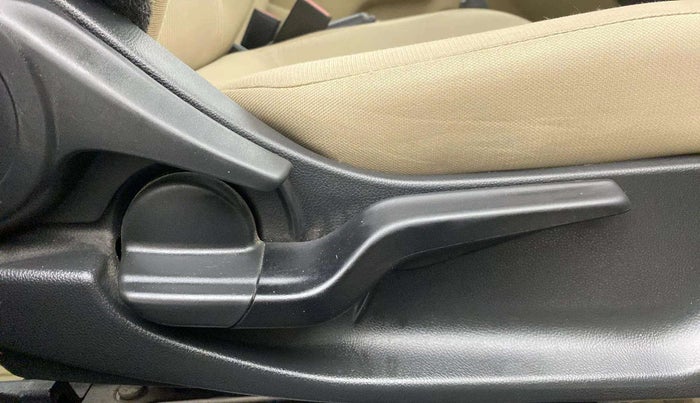 2019 Honda Amaze 1.2L I-VTEC VX, Petrol, Manual, 40,993 km, Driver Side Adjustment Panel