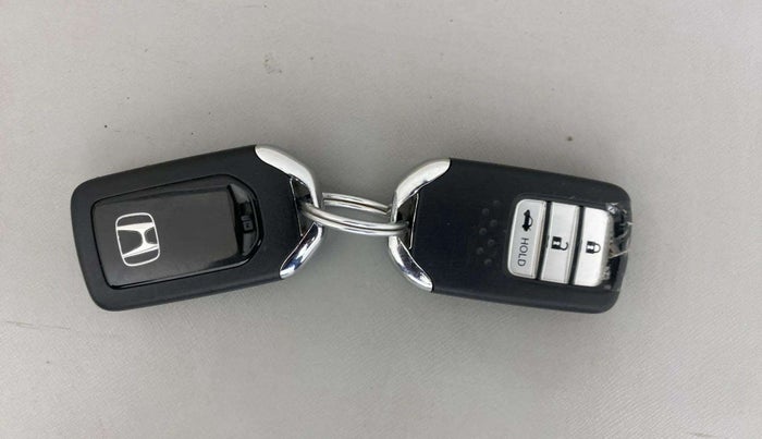 2019 Honda Amaze 1.2L I-VTEC VX, Petrol, Manual, 40,993 km, Key Close Up