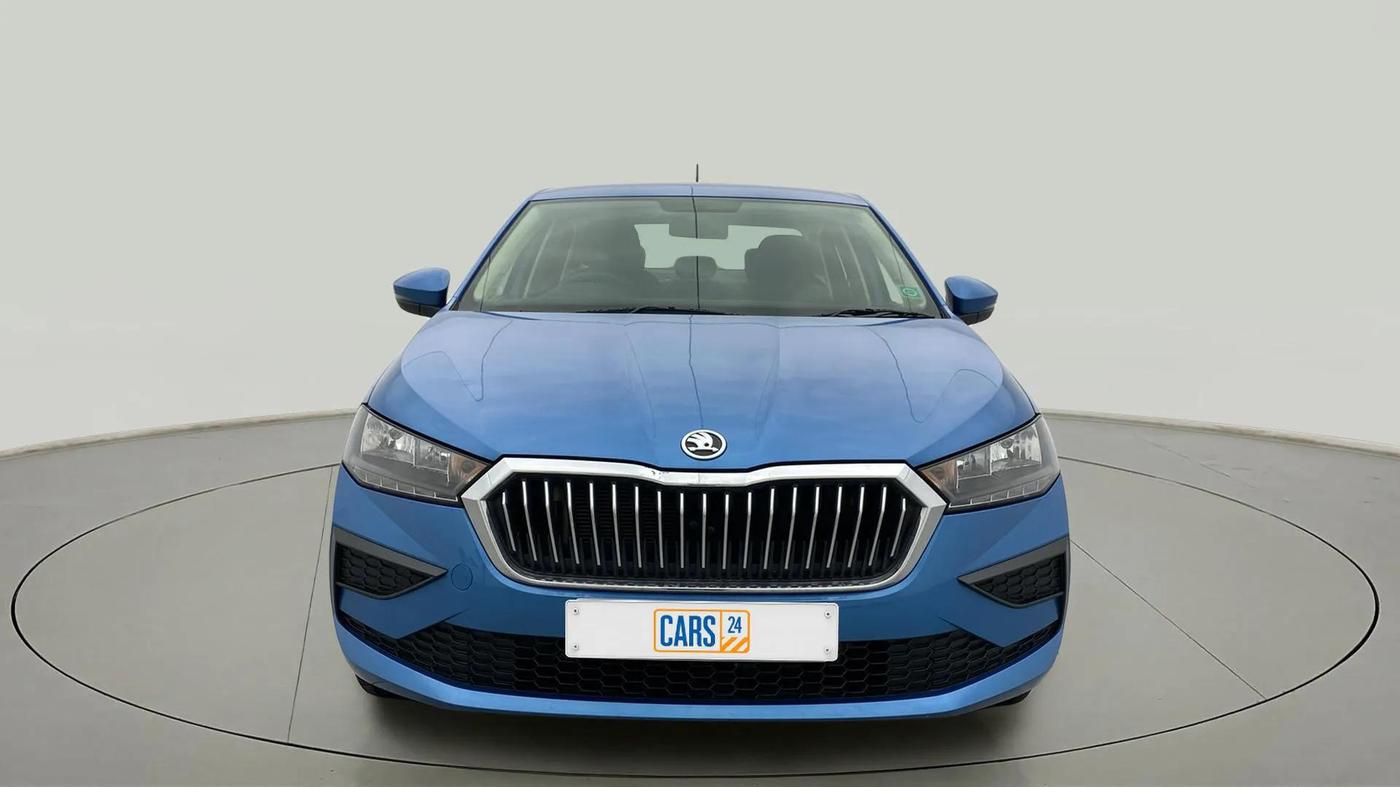 2022 Skoda SLAVIA ACTIVE 1.0L TSI MT, Petrol, Manual, 10,487 km, Front