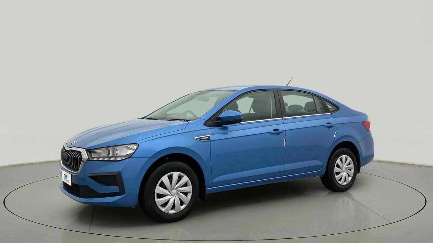 2022 Skoda SLAVIA ACTIVE 1.0L TSI MT, Petrol, Manual, 10,487 km, Left Front Diagonal