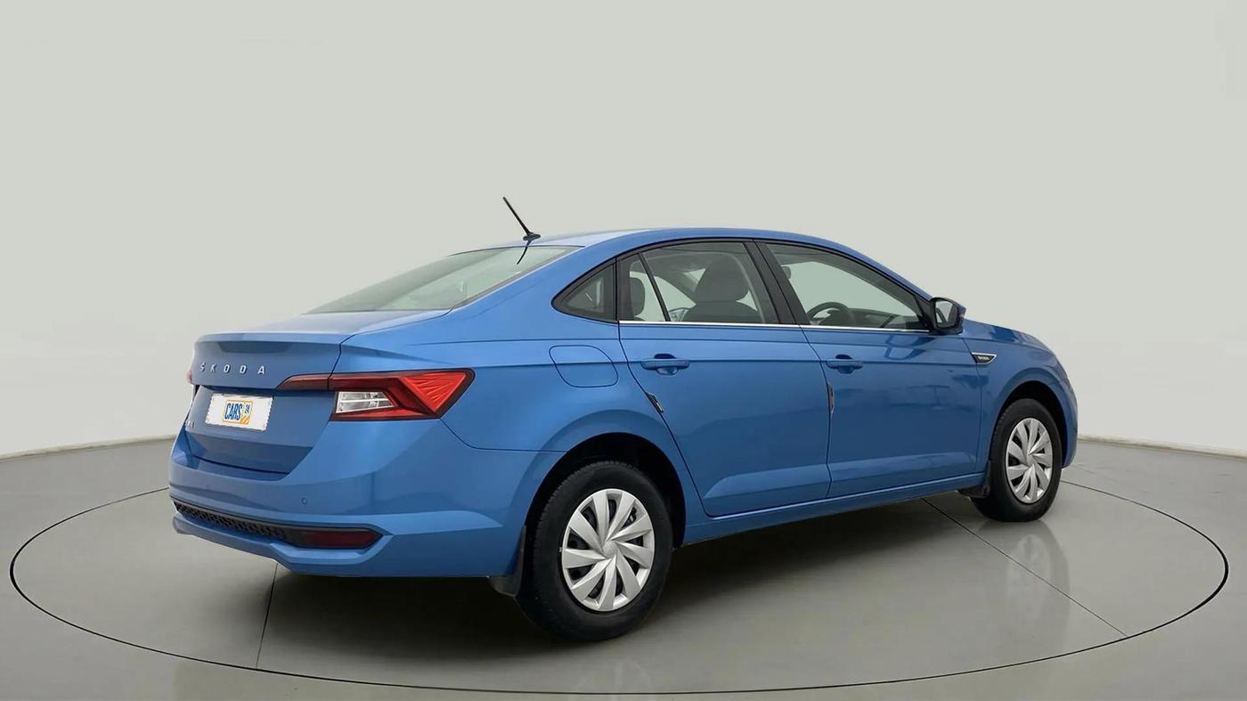 2022 Skoda SLAVIA ACTIVE 1.0L TSI MT, Petrol, Manual, 10,487 km, Right Back Diagonal