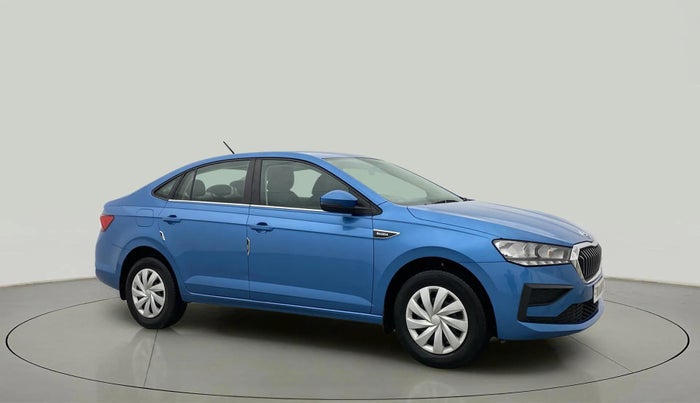 2022 Skoda SLAVIA ACTIVE 1.0L TSI MT, Petrol, Manual, 10,406 km, Right Front Diagonal