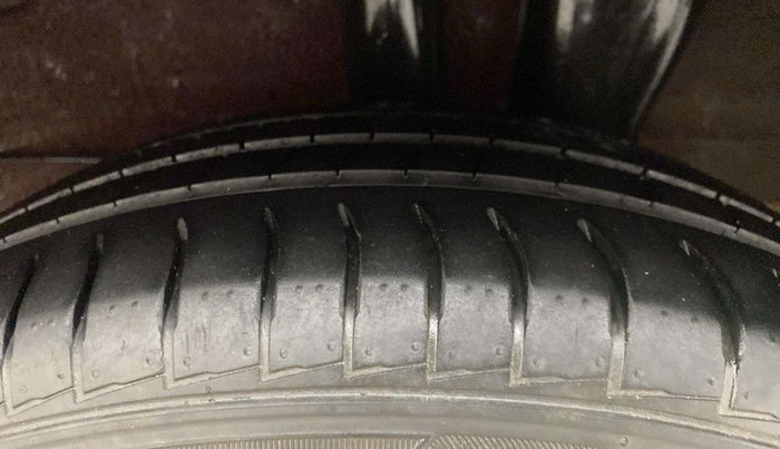 2019 Hyundai NEW SANTRO ASTA MT, Petrol, Manual, 19,587 km, Left Rear Tyre Tread
